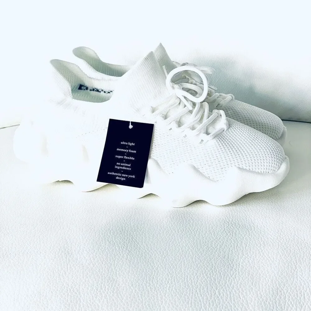 NWT in Box Gorgeous BERNIE MEV 39 (8-8.5 US) Davin Comfort white Chunky Sneakers